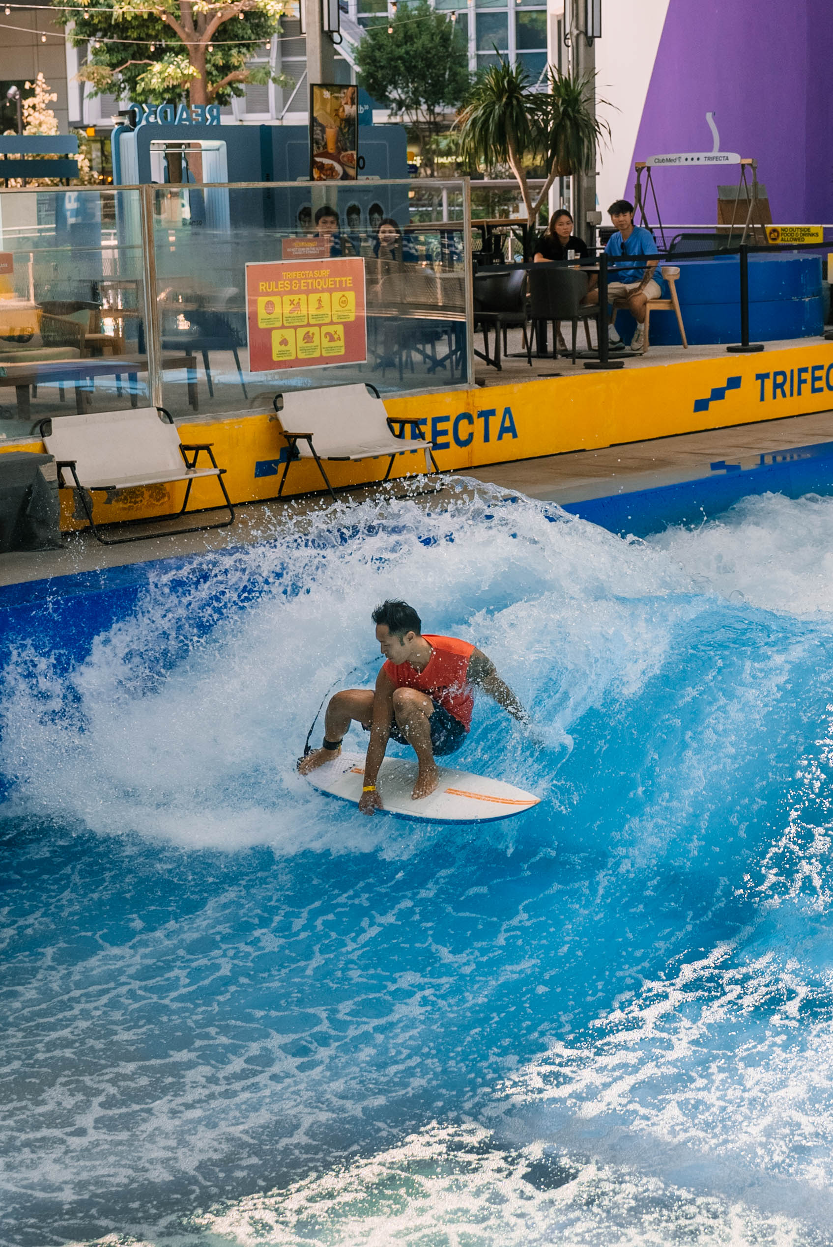 Learn to Surf in Singapore 2026