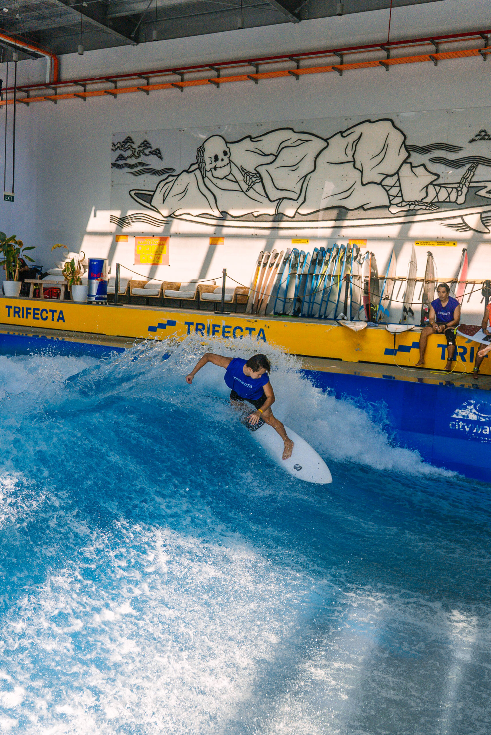 Learn to Surf in Singapore 2026